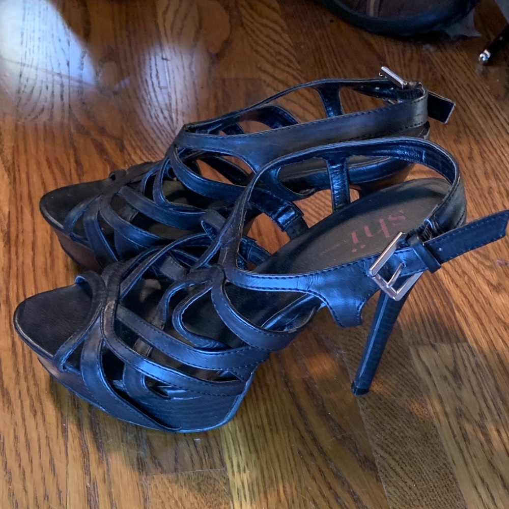 Shi by Journey 5” heels